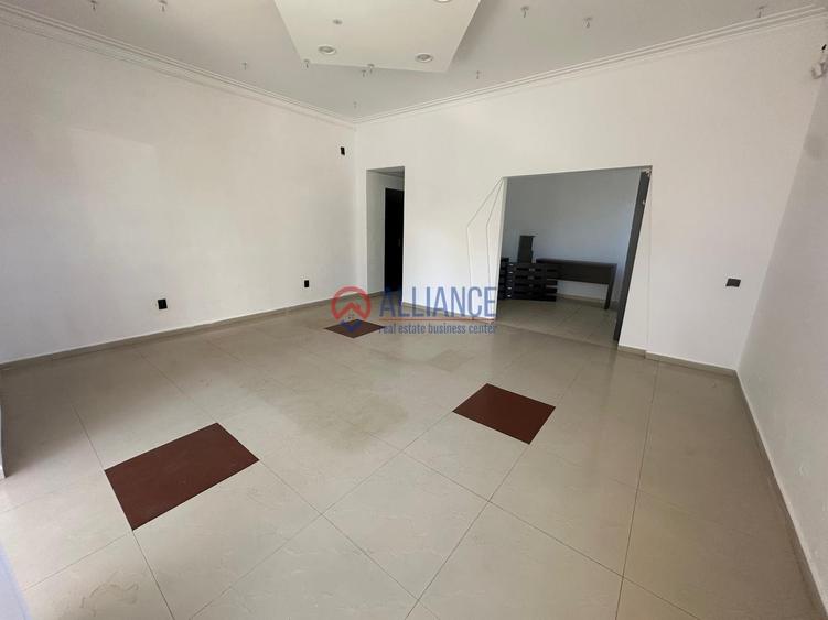 Închiriez spatiu comercial pe Mircea, Stradal, 60 mp