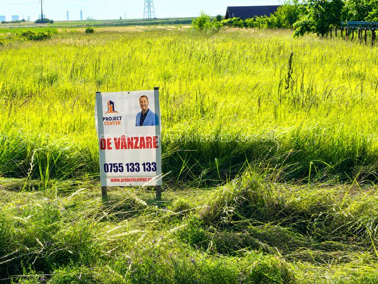 Teren intravilan în suprafață de 7.580 mp | DN65 Albota | Lângă OMV - 3