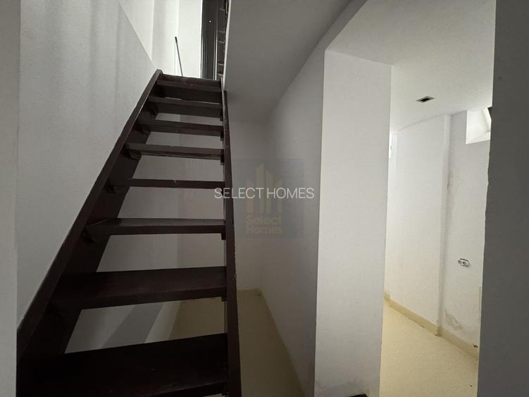 Vila renovata cu 8 camere si curte proprie de inchiriat *Aviatorilor* - 52