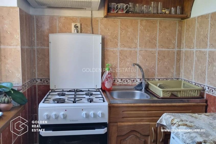 Apartament 3 camere din cărămidă, zona Intim, localitatea Lipova - 4