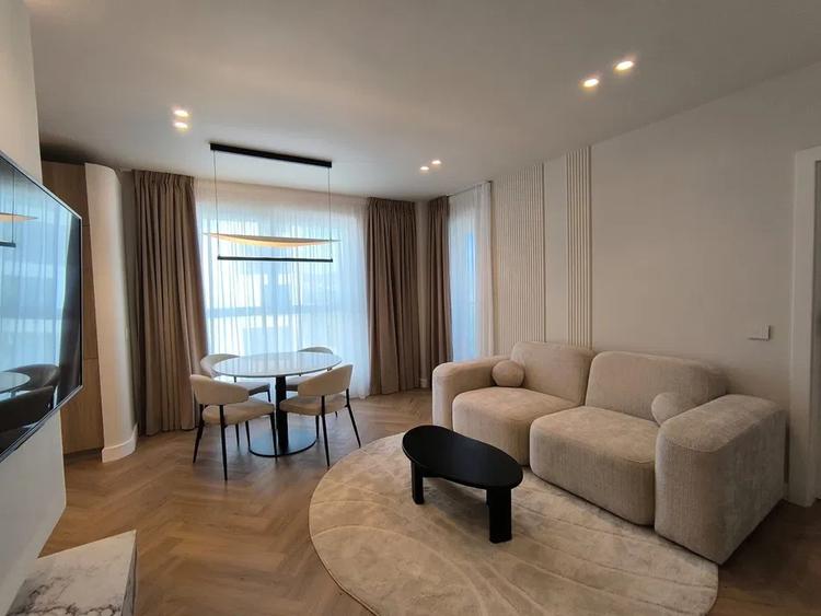 Apartament de vanzare 52mp plus balcon zona Vivo