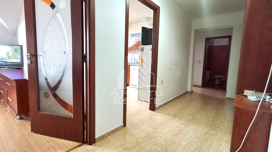 Apartament 2 camere decomandat la mansarda