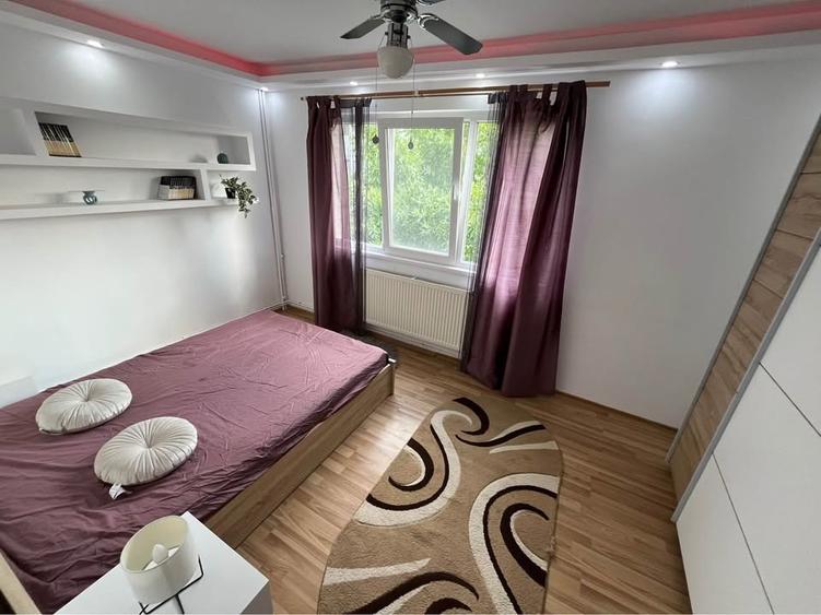 Apartament 2 camere,  zona Cantemir - Podu de Piatra