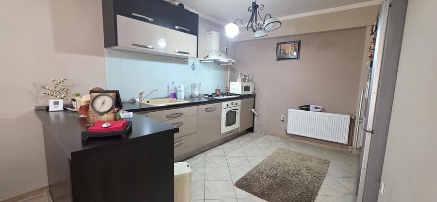 DELFINARIU VILA 4 CAMERE D+P+1 TEREN 250 M SI CORP CASA 4 GARSONIERE