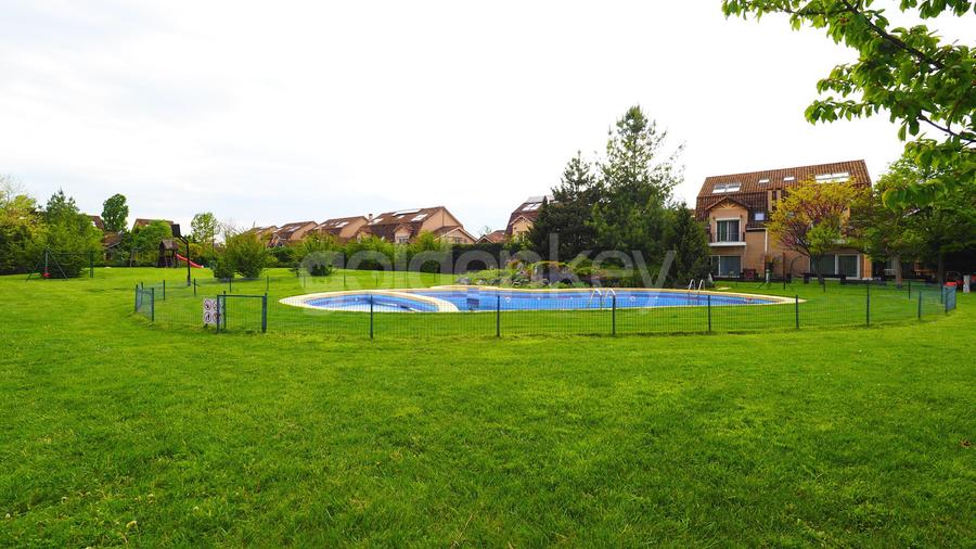 Vila nemobilata cu 7 camere | complex cu piscina | Scoala Americana