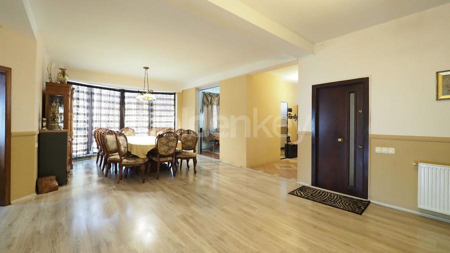 Vila individuala cu 8 camere | 1000mp teren | panouri foto-voltaice
