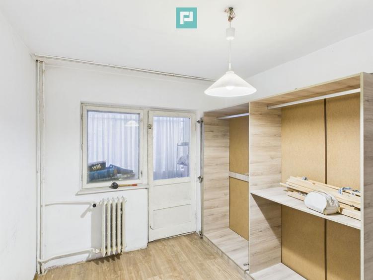APARTAMENT 3 CAMERE DE VÂNZARE – VELENȚA, CFR
