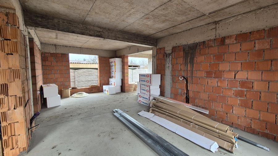 Casa P+1 - 228 mp + teren 668 mp - Mogoșoaia