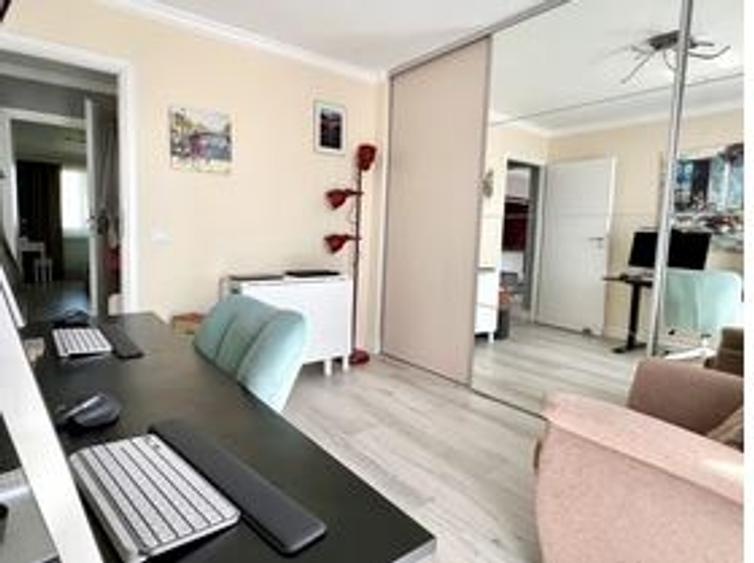 Titan PARC,bl.REABILITAT,mobilat,utilat complet,balcon,AC,AMENAJAT,spatios