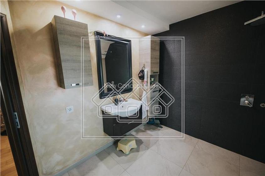 Casa la cheie in Cisnadie - zona Stadionului - 7 camere - 30