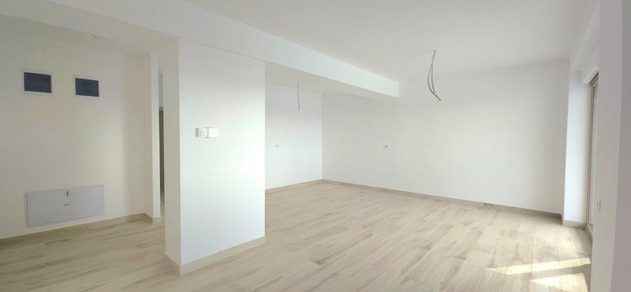 Vedere unică la mare și lac! Apartament spațios cu 4 camere în Marina surf