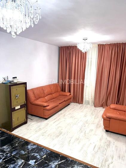 Vanzare Apartament 4 Camere intre Mall Vitan si Metrou Mihai Bravu