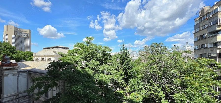 Vanzare ap. 4 cam. et.4/8, bloc 1980, metrou Universitate