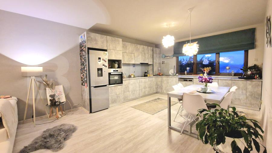 Duplex 140 mp utili, teren 320 mp, zona Vivo