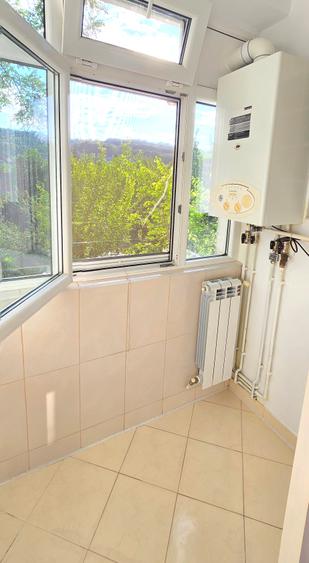 RENOVATA! Garsoniera, etaj 1, CENTRALA termica, mobilata, utilata, Galata