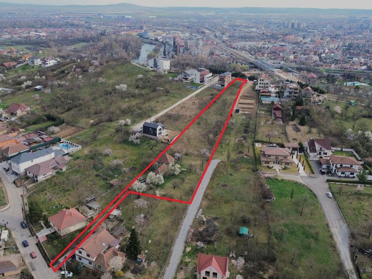 Teren Intravilan 4700 mp zona Piatra Craiului