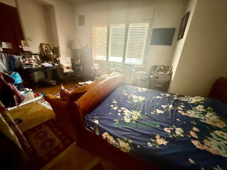 Proprietate rară lângă Piața Romană – 145 mp, clădire cu istorie, lift f