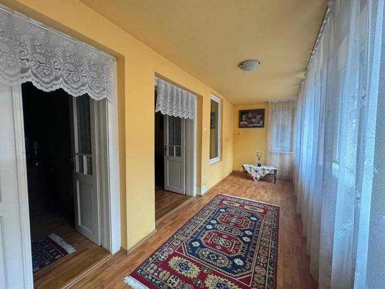 Casa individuala cu 1200 teren si garaj separat - Marasti