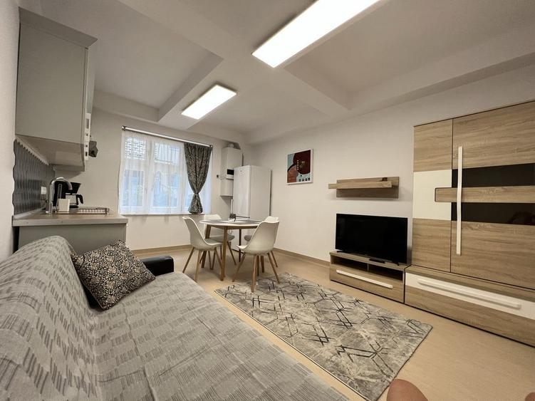 Apartament 2 camere semidecomandate¶ Grigorescu