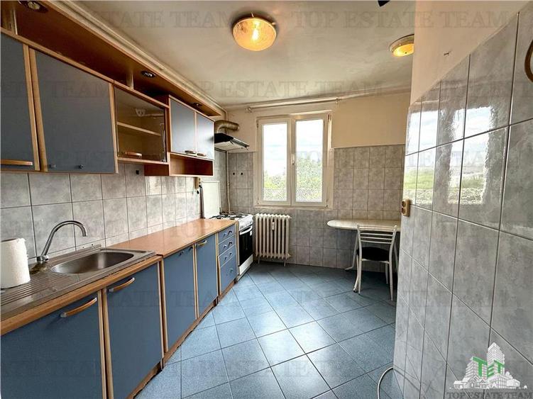 Apartament 3 camere decomandat in Drumul Taberei, la 5 minute de metrou Valea Ia
