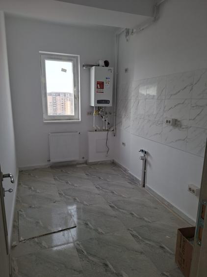 VANZARE 3 CAMERE
