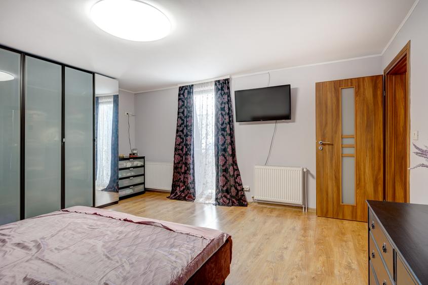 Casa 5 camere plus spațiu comercial–366 mp-Bucurestii Noi-langa Parcul Bazilescu