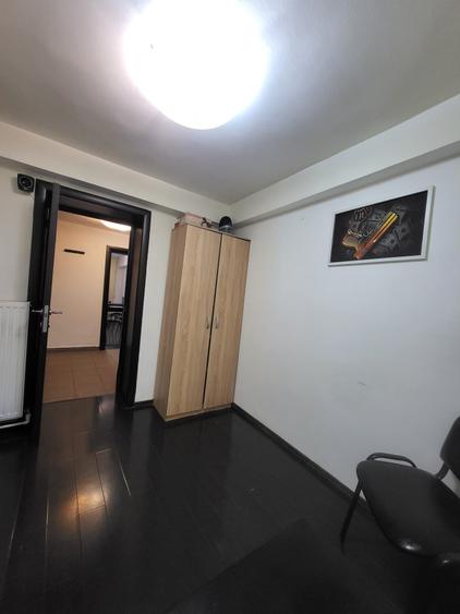 Zona C.A. Rosetti str. General Praporgescu, Demisol inalt pentru firma, birou