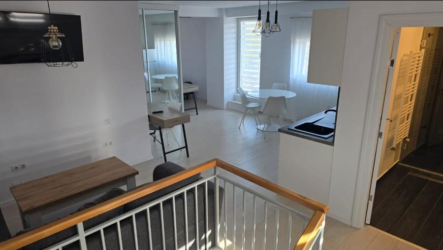 Apartament 4 camere de închiriat, Între Lacuri, zona Iulius Mall