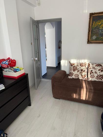Vila deosebita Kamsas-Baba Novac
