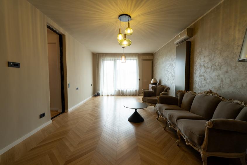 Comision 0 % I Apartament cu 2 camere I Garaj + Boxă I Str. Republicii