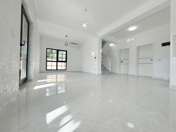 Casa P+1, 5 camere, 130 mp utili + 25mp terasa + 250 mp teren - Giroc