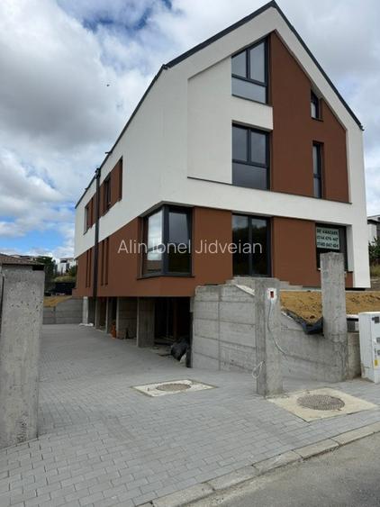 Duplex cu vedere superba pe str Voronet - 2