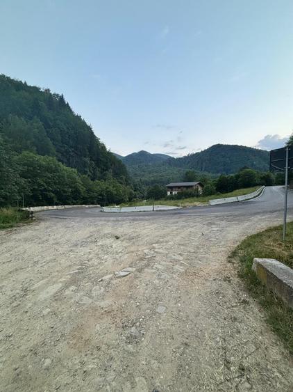 Teren Intravilan Gura Siriului pretabil Cabana in apropiere de Barajul Siriu