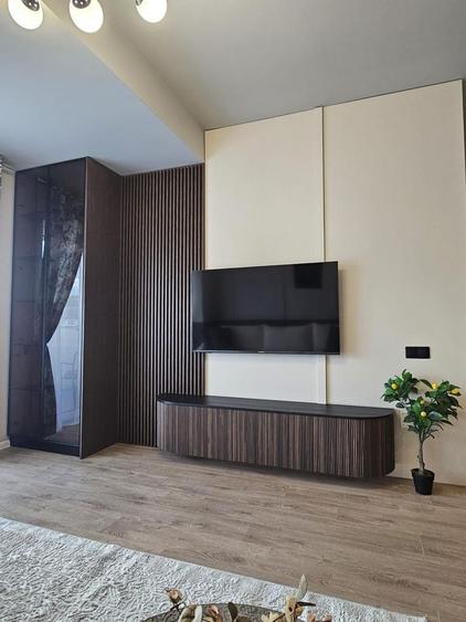 Apartament 2 camere, finisat mobilat, 45 mp, str Eroilor Floresti