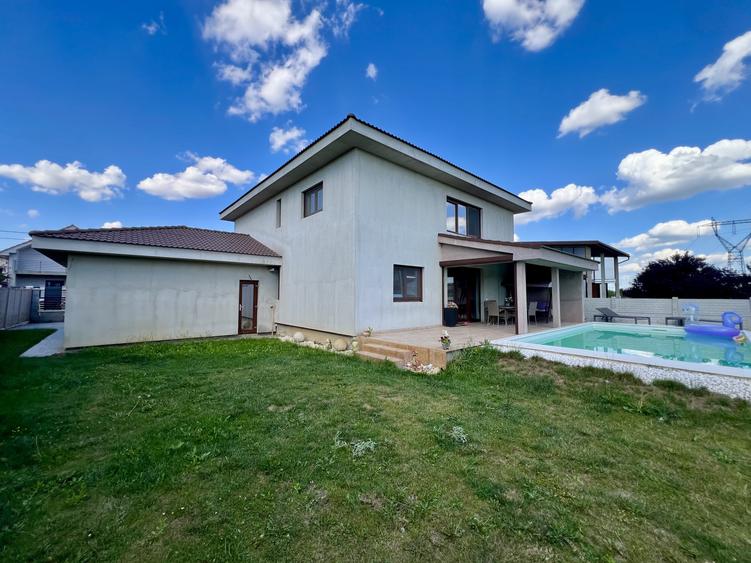 COMISION 0% Casa individuala, 4 camere, 286 mp utili, piscina - Mosnita Noua