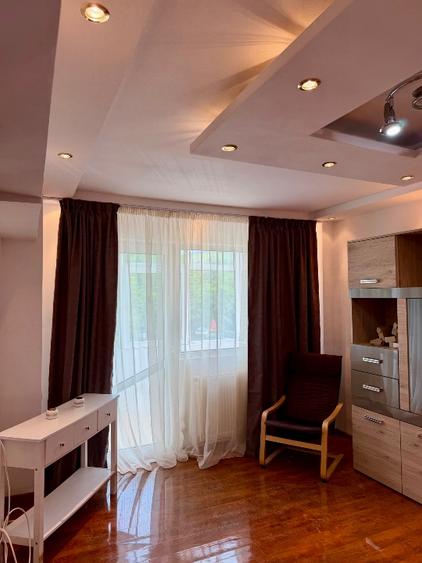 Apartament cu 2 camere de închiriat – Ultracentral