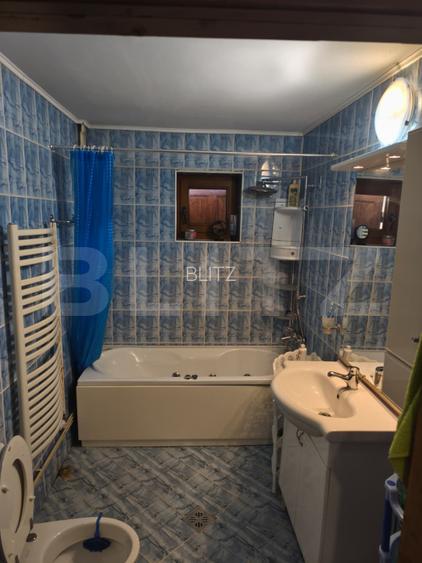 Casa P+1, 242.59 mp si teren de 1.756 mp, zona Campulung Moldovenesc