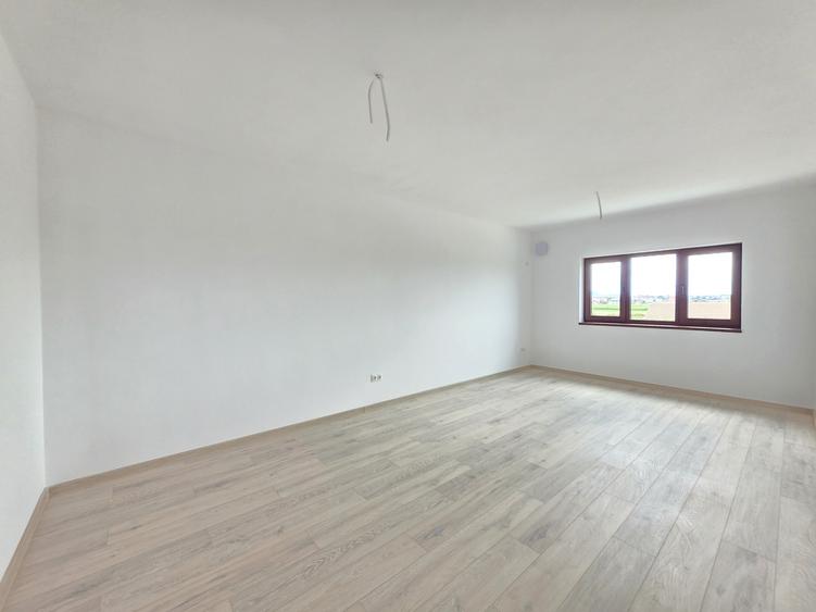Apartament cu doua camere 57mp, Sânpetru
