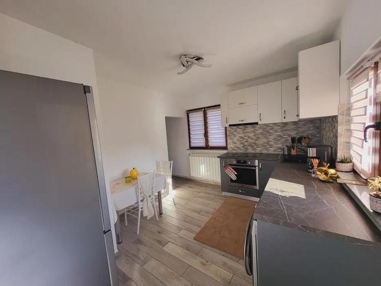Casa individuala 3 camere 472mp teren zona Calea Cisnadiei