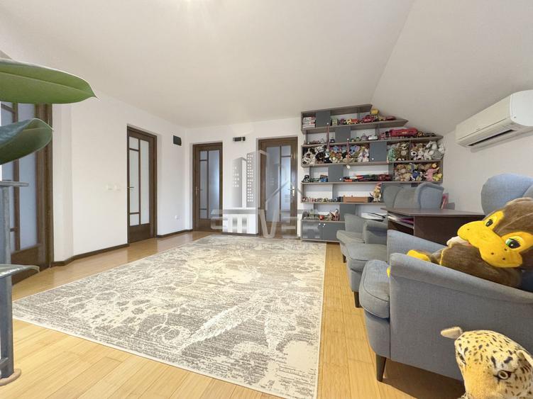 Casa individuala cu teren de 354 mp.