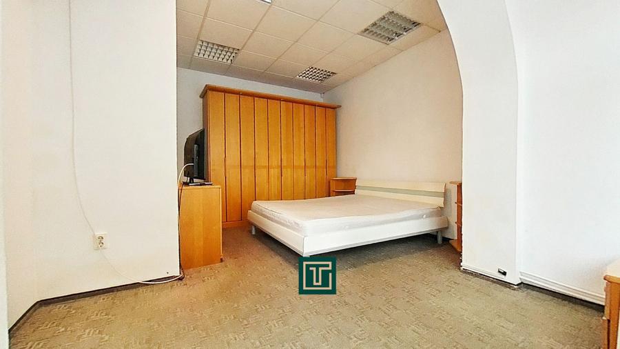 Spațiu de birouri / apartament cu 3 camere de închiriat – Arad