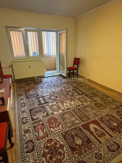 Vand apartament 3 camere, Zona Soarelui, Mobilat si Utilat, Garaj in baterie - 2