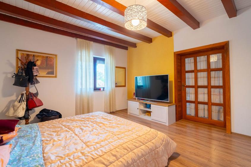Vanzare Casa Noua Independenta Energetic în Stil Italian – Paulis