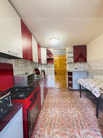 Apartament 4 camere decomandate, parcare, zona Observatorului
