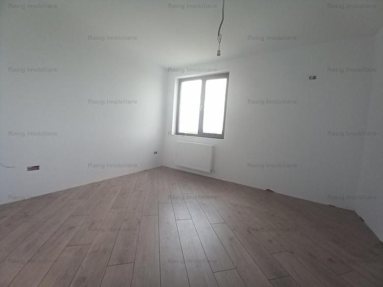 Pret redus ! 3 camere , 2 bai  , negociabil , nu se aplica tva