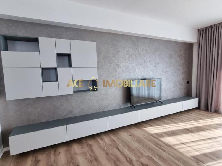 3 Camere de inchiriat | Sisesti | Parcare | Centrala | Pardoseala |