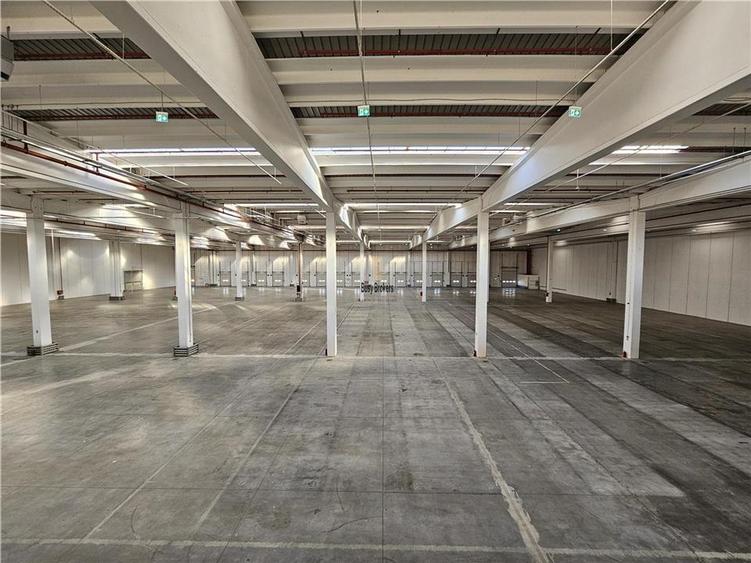 Spatii Industriale - 10000 mp - Logistica - Productie - Depozitare - Distributie