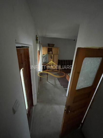 Casa cu teren intravilan 1234 mp,  Buhoci - 13