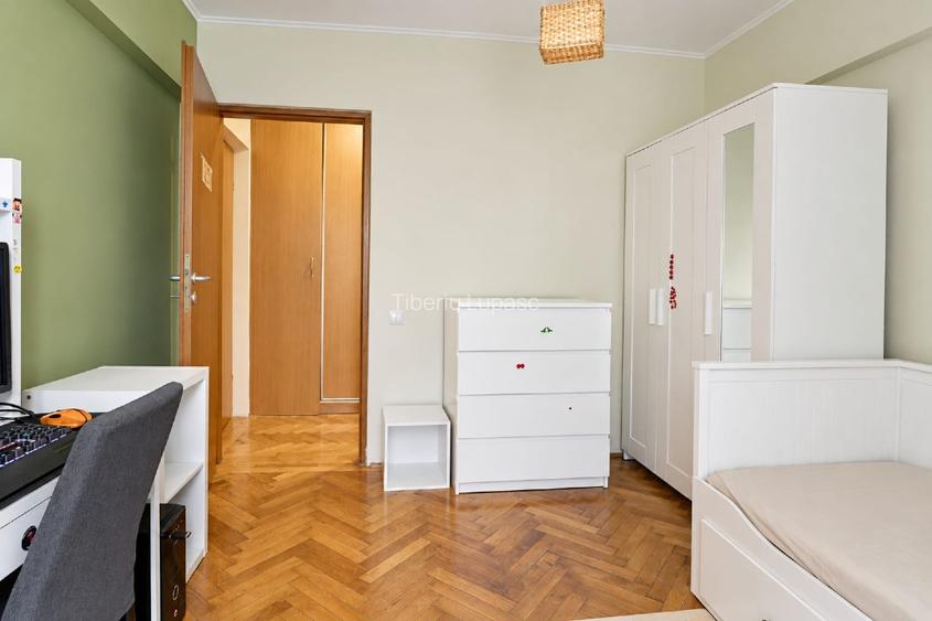 Direct proprietar apartament 3 camere Titan Bdul 1 Decembrie 1918  - 8