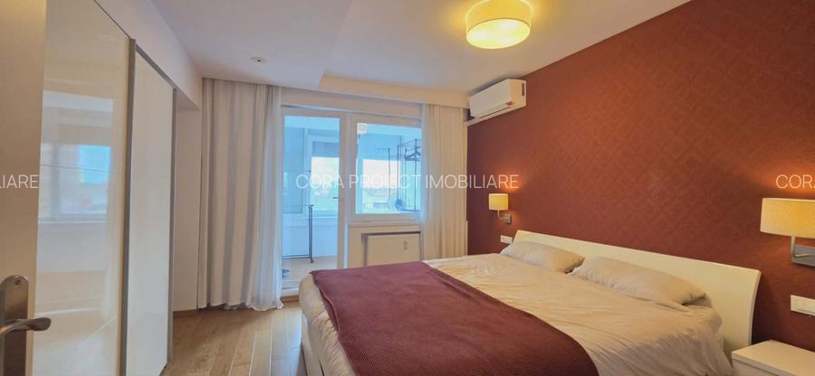 Apartament exclusivist 4 camere de vânzare, central, pietonal/str. Republicii - 12
